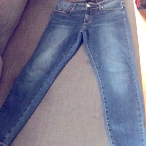 NWOT Tahari skinny ankle pants